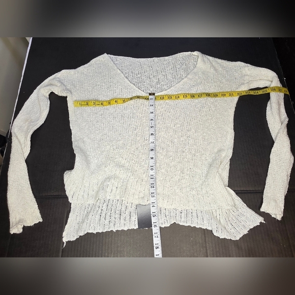 White Lightweight Summer Sweater Italian, lg, cotton/viscose blend - Picture 5 of 9